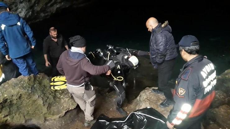 Zeus Mağarasına yüzmek için girdi, boğuldu