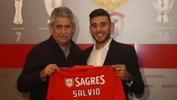 Eduardo Salvio imzayı attı