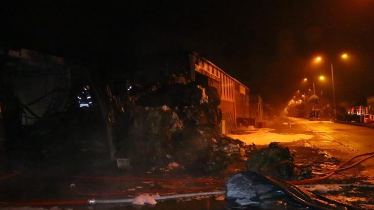 İzmirde fabrika yangını