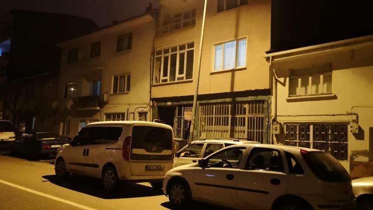 Tartıştığı oğlunu üç yerinden bıçakladı