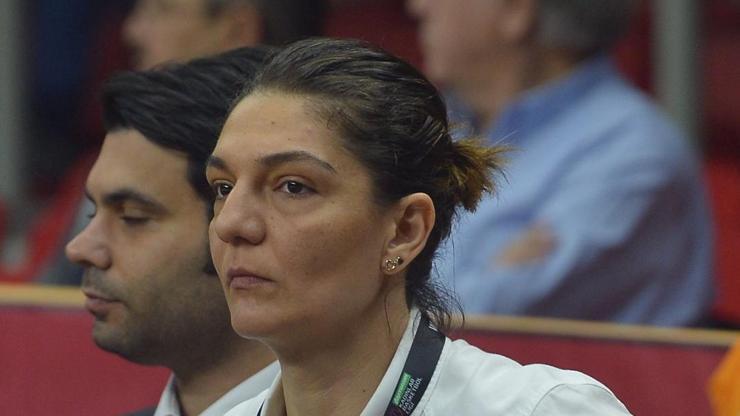 Nevriye Yılmaza milli görev