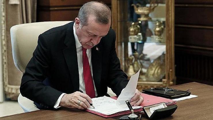 Son dakika: Cumhurbaşkanı Erdoğan imzaladı İşte yeni başdanışman...