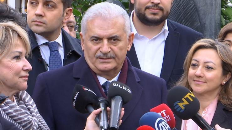 Binali Yıldırım Barış Manço müzesini ziyaret etti