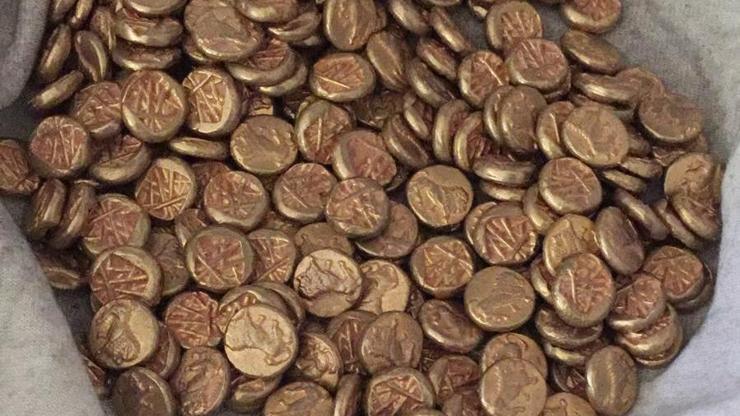 Alanya’da 230 adet tarihi sikke ve biblo ele geçirildi