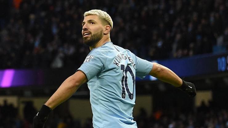 Agüero Manchester Cityyi uçurdu