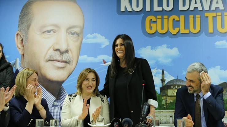 AK Parti İzmit adaylarını tanıttı