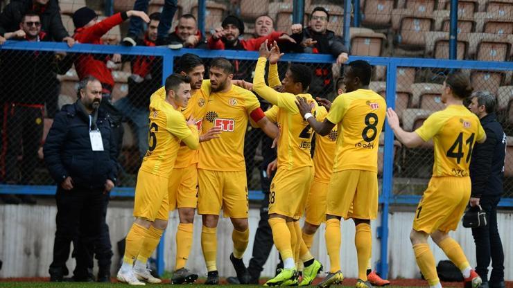 Karabükspor 0-4 Eskişehirspor / Maç özeti