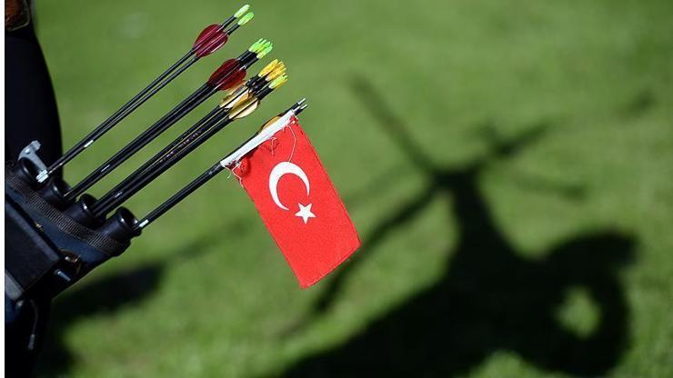 Göktuğ Ergine büyük gurur: Dünyada yılın antrenörü seçildi
