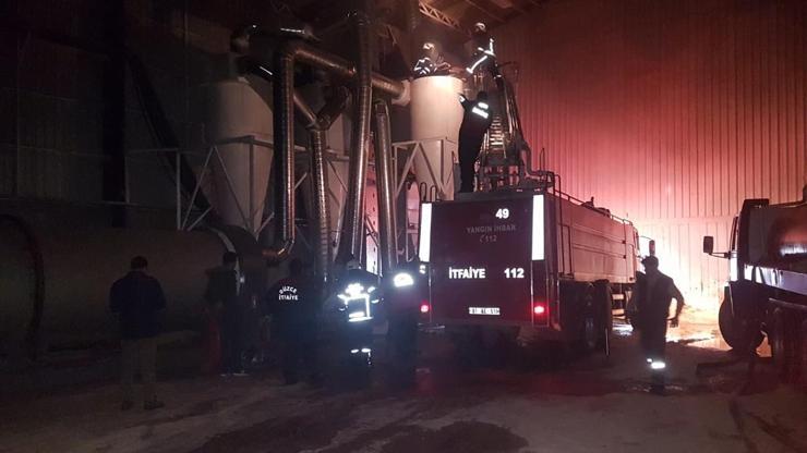 Fabrikanın silo kazanında yangın çıktı