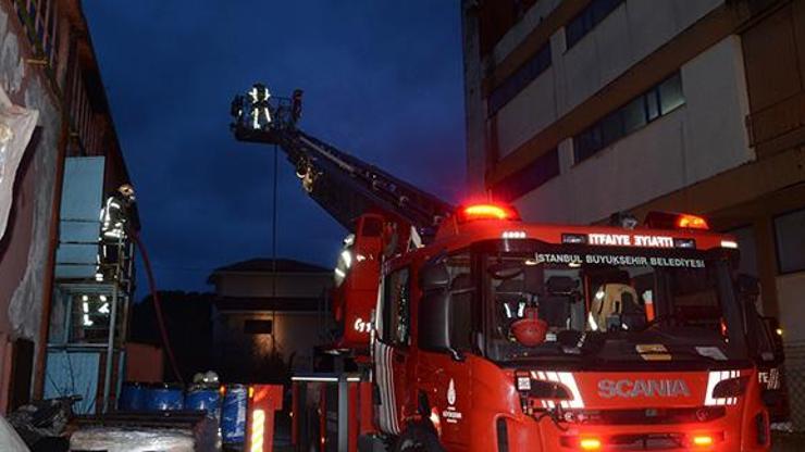 Tuzlada fabrika yangını