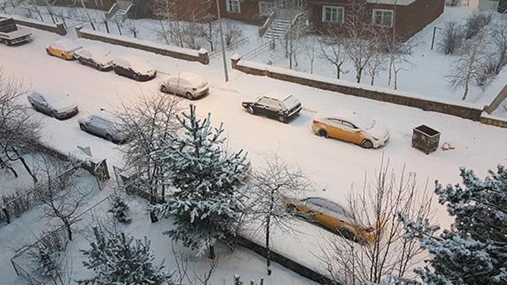300 köy ve mahalle yolu kapandı