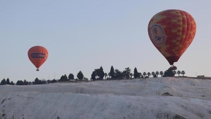 Beyaz Cennet Pamukkalede balon uçuşuna ilgi