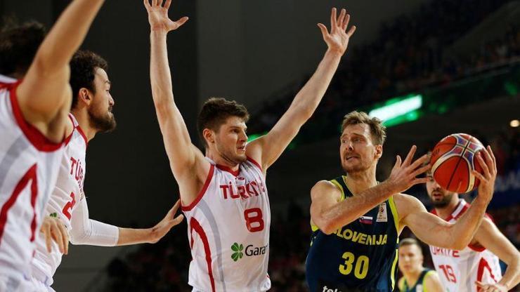 Türkiye - Slovenya: 77-58