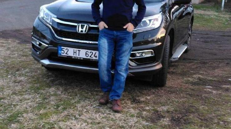 Cip, ters yönde 2 otomobil ve yolcu otobüsüne çarptı: 1 ölü, 10 yaralı (2)