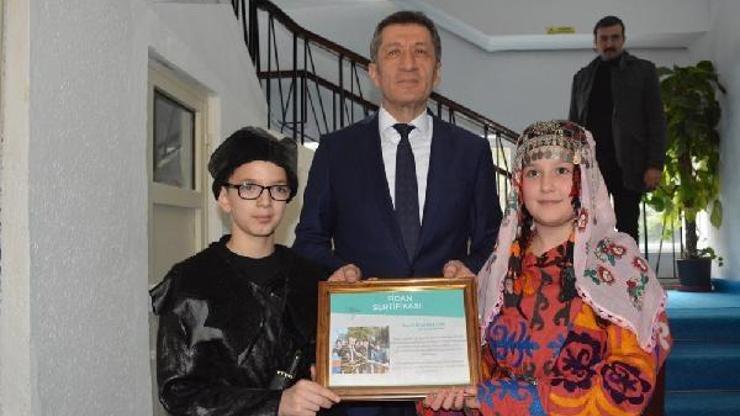 Bakan Selçuk: Okullar arasındaki farklılığı ortadan kaldıracağız