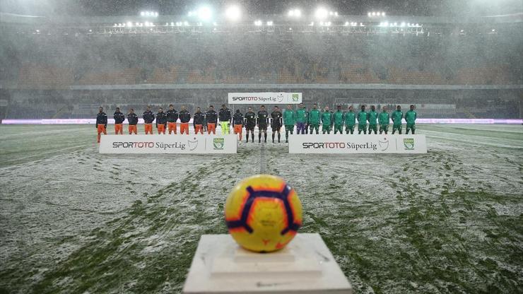 Göksel Gümüşdağdan ertelenen Başakşehir-Bursaspor maçıyla ilgili açıklama