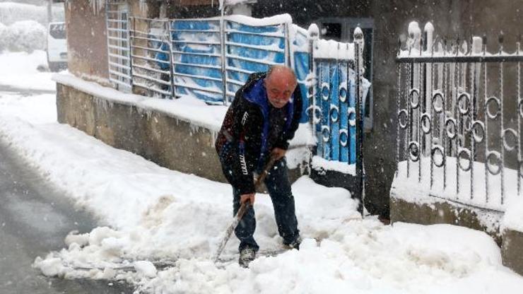 İstanbulda karın keyfini çocuklar çıkardı