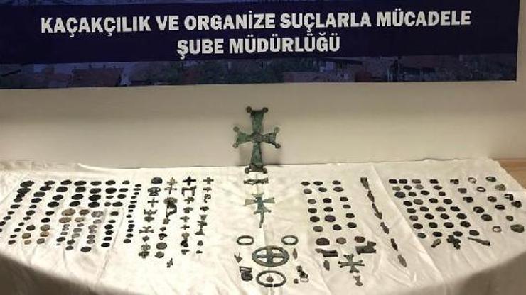 Otomobilden 227 parça tarihi eser çıktı