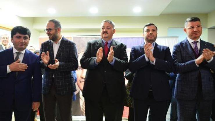 AK Partinin Adana ilçe belediye başkan adayları tanıtıldı