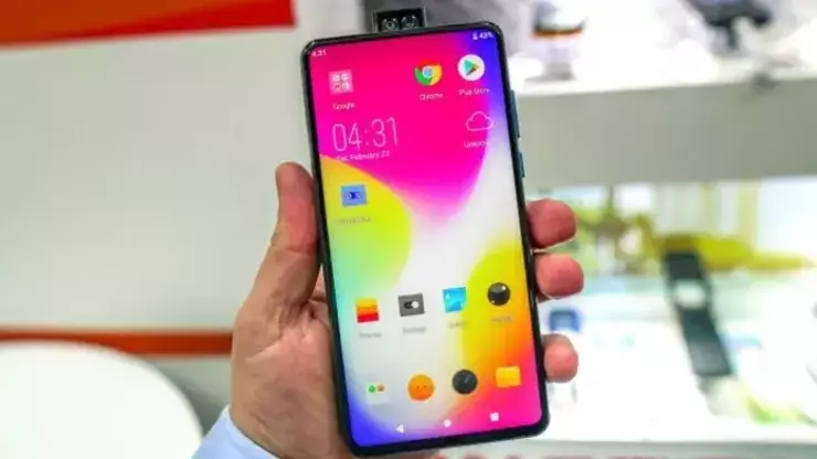 18.000 mAh pilli telefon