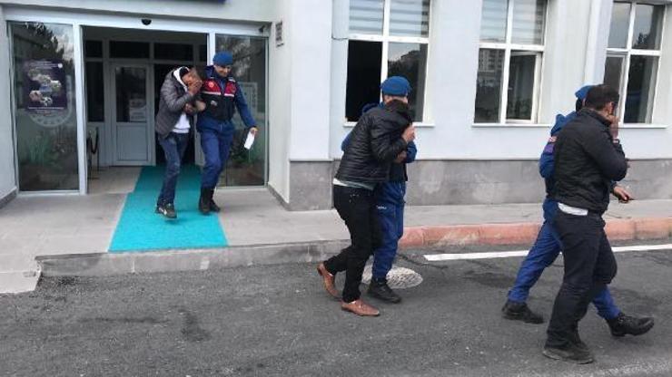 İletişim kablosu çalan 3 kişi yakalandı