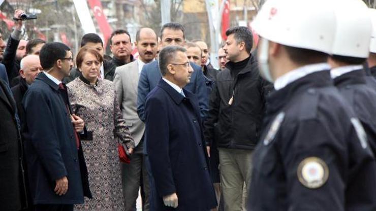 Cumhurbaşkanı Yardımcısı Oktay: Kendi yazılımını, kodlamasını, sistemlerini kuran bir Türkiye istedik