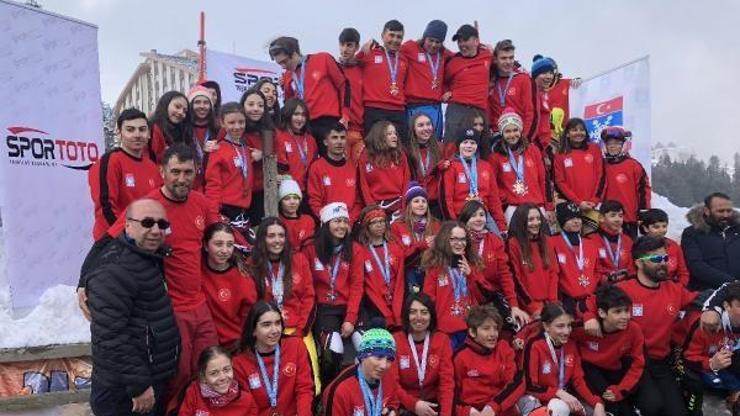 FIS Çocuk Kupası Uludağda tamamlandı