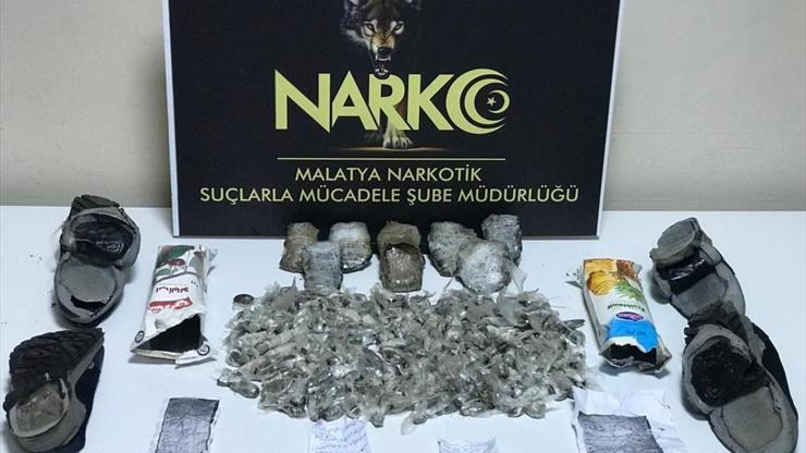 Ayakkabı tabanından uyuşturucu çıktı