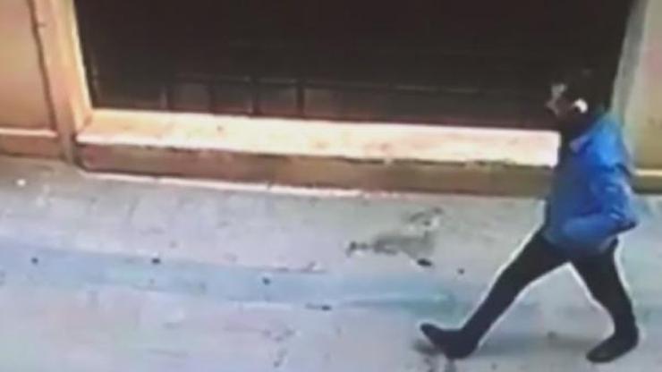 Beyoğlundaki yangının şüphelisi kaçarken güvenlik kameralarına yansıdı