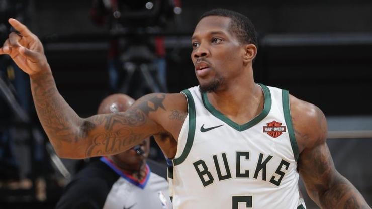 Milwaukee Buckstan 70 milyon dolarlık kontrat