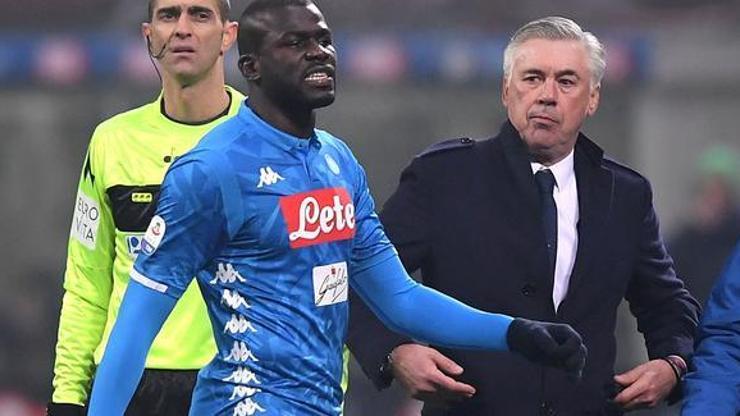 Kalidou Koulibaly transferi için 110 milyon euroya anlaştılar