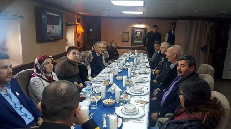 TCG Yavuz Gemisi Silifke’de