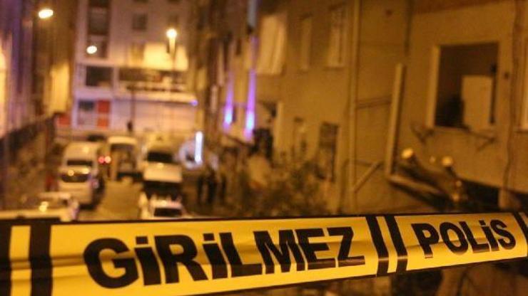 Esenyurtta katliam: 4 ölü,1 ağır yaralı