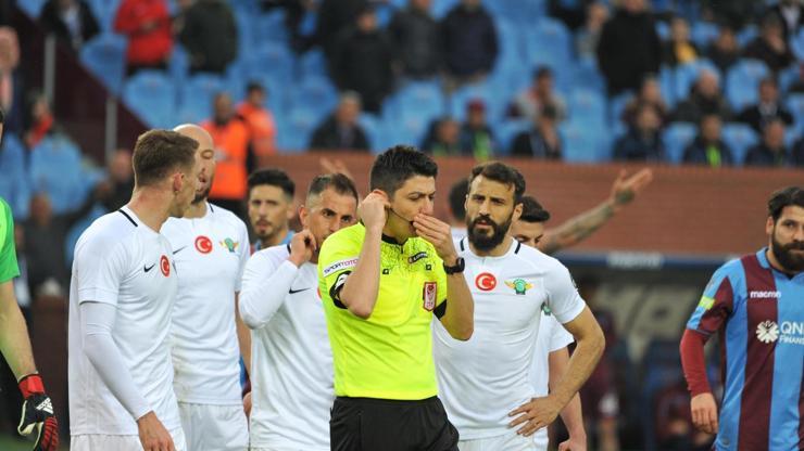 Akhisarspor deplasmanda yok