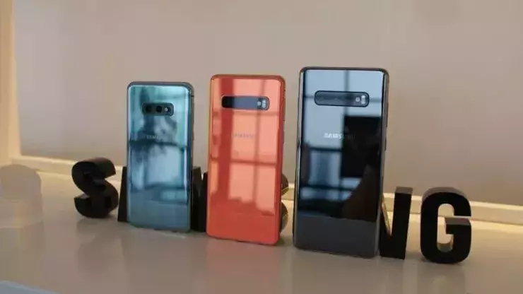 Galaxy S10E batarya konusunda sınıfta kaldı