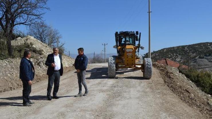 Korkuteli Yelten yolu asfaltlandı