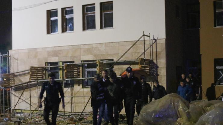 Müzakereci polis 3 dakikada intihardan vazgeçirdi