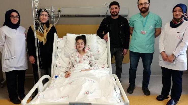 Karnından futbol topu büyüklüğünde kitle çıktı