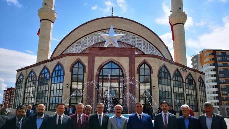Ayyıldız Camii törenle ibadete açıldı