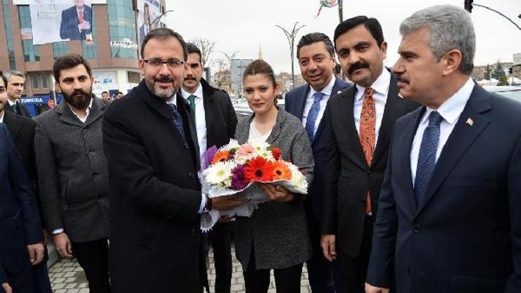 Bakan Kasapoğlu: Bisiklet kullanımını alışkanlık haline getirmeliyiz