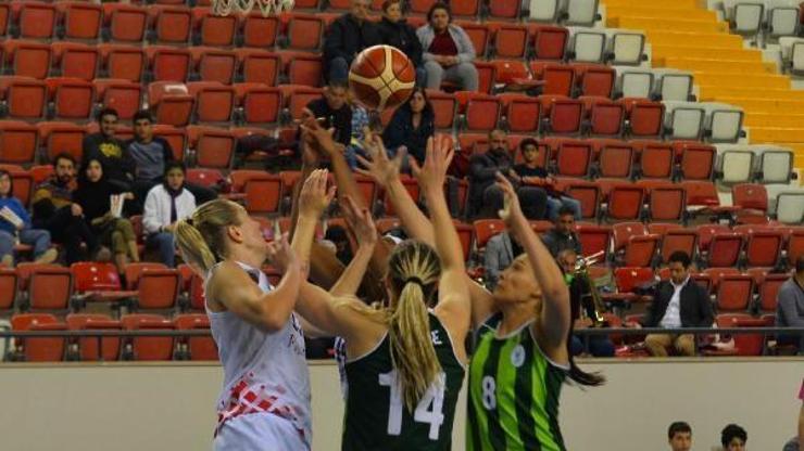 Mersin Büyükşehir Belediye - OGM Ormanspor: 79-80