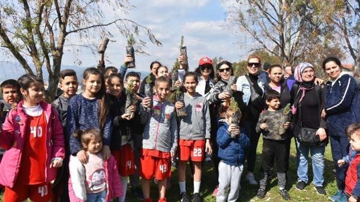 Garaj yapılacak alana fidan diktiler
