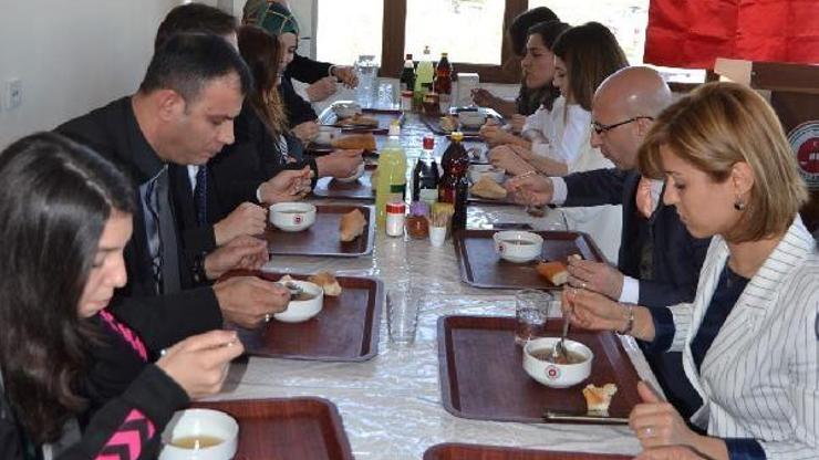 Salihli Adliyesi personeline Çanakkale menüsü