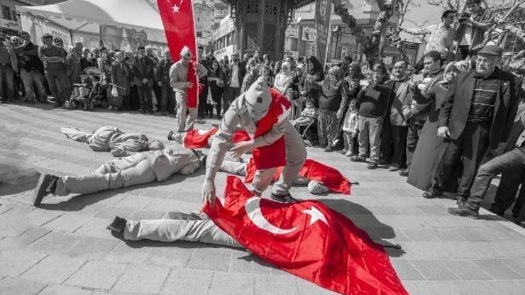 Bursada kahramanlara duygusal anma etkinliği