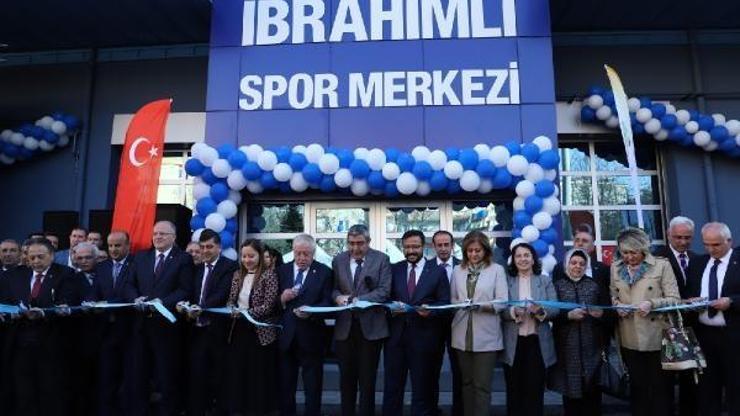 Şehitkamil İbrahimli Spor Merkezi açıldı