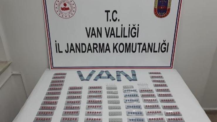 Vanda uyuşturucu ve cinsel içerikli hap ele geçirildi