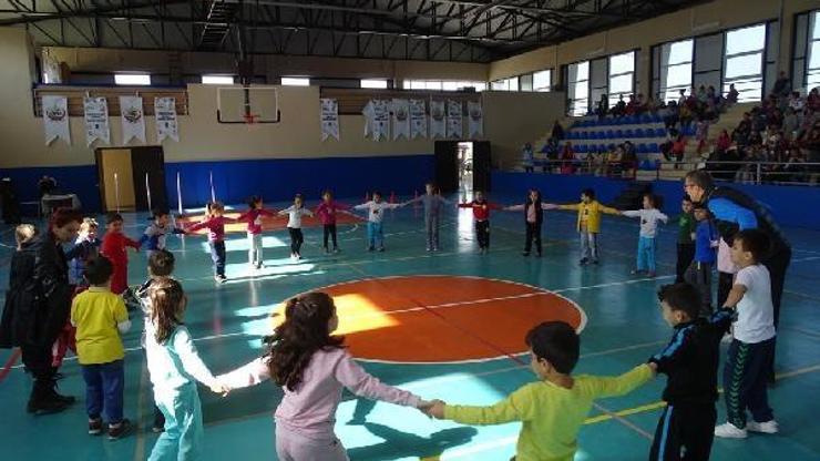 Havran’da Geleneksel Çocuk Oyunları Şenliği başladı