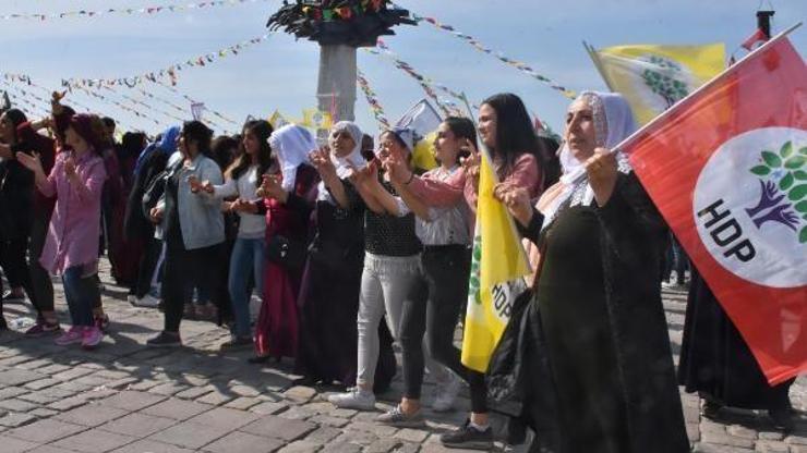 Gündoğdu Meydanında nevruz kutlaması