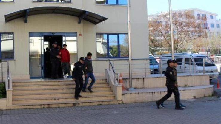 Yalovada 107 Afgan kaçak ve 2 organizatör yakalandı