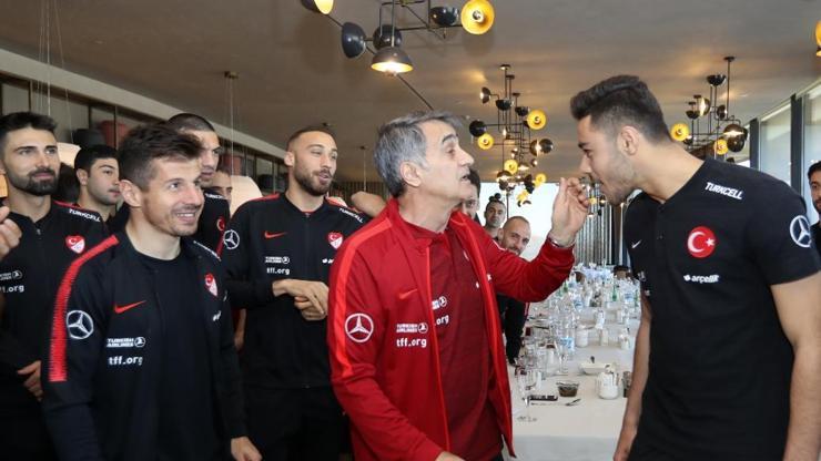 Ozan Kabak 19 yaşına bastı
